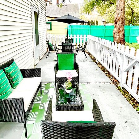 The Tremont Emerald - By Christmas Story House - Historic Charm & Modern Comfort Near Downtown With Parking, 300Mb Wifi & Self Check-In Cleveland Exterior foto