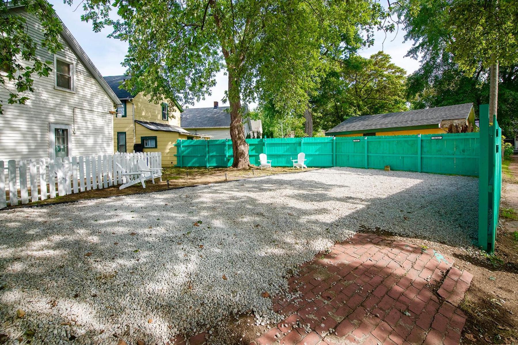 The Tremont Emerald - By Christmas Story House - Historic Charm & Modern Comfort Near Downtown With Parking, 300Mb Wifi & Self Check-In Cleveland Exterior foto